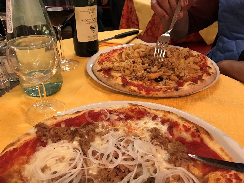 Chioggia kikötő vacsora pizza