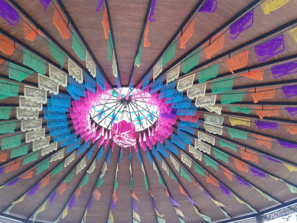 Mexikói dekoráció papel picado